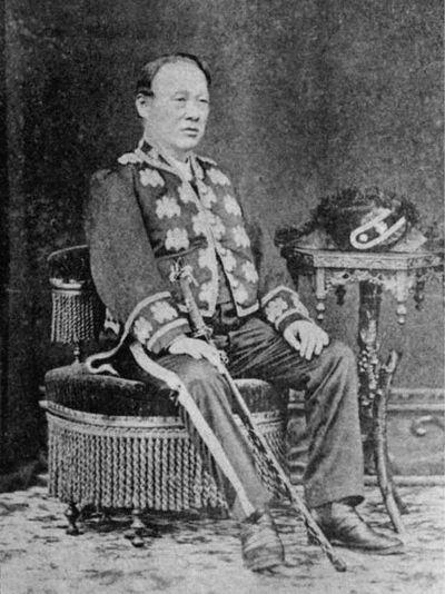 Photograph of Ōgimachisanjō Sanenaru