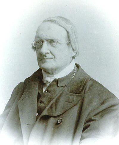Photograph of Theodor Pyl