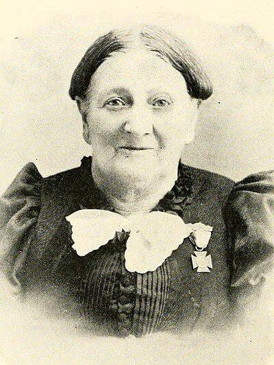 Photograph of Susan Cox