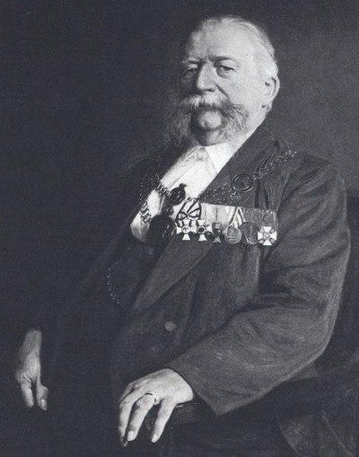 Photograph of Karl de Nys
