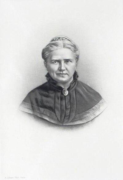 Photograph of Julie Favre