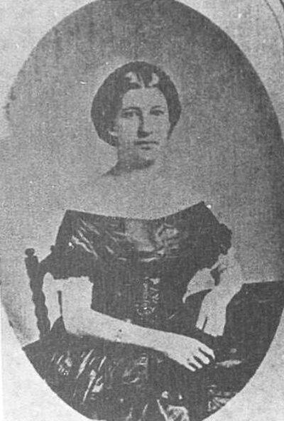 Photograph of Helen L. Teunisson