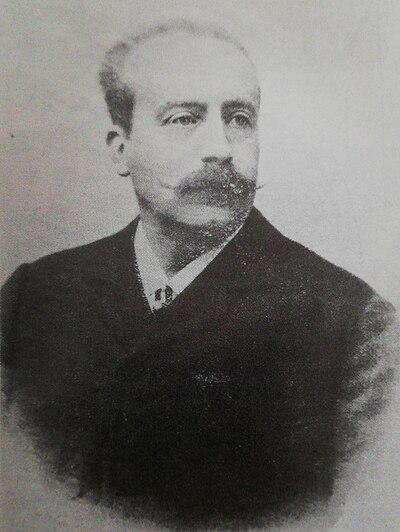 Photograph of Enrico Au Capitaine