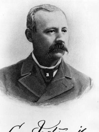 Photograph of Leon Jastremski