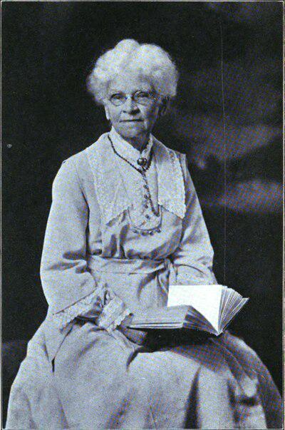 Photograph of Rachel Quick Buttz