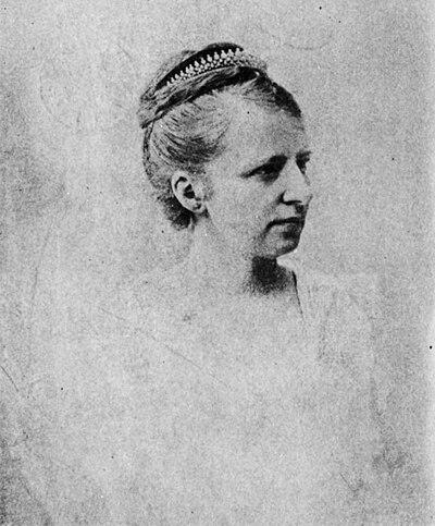 Photograph of Elisabeth von Rhade