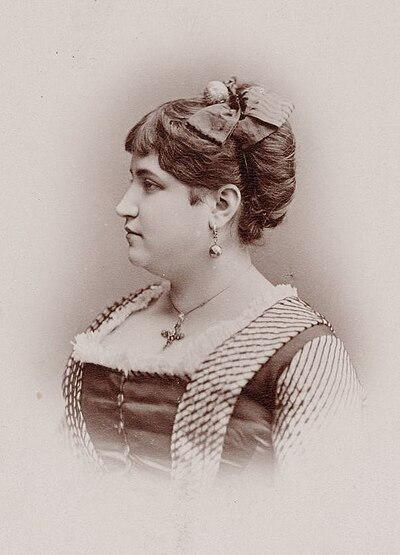 Photograph of Andréa Barbot
