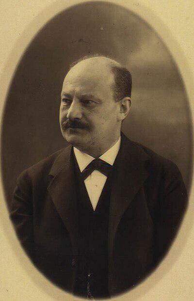 Photograph of Hartvig Dessau