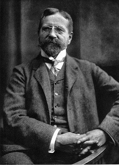 Photograph of Hugo Vogel
