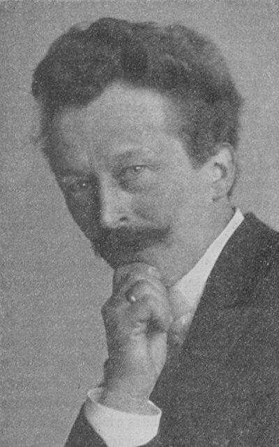 Photograph of Richard Neuhauss