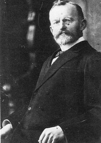 Photograph of Georg Winter