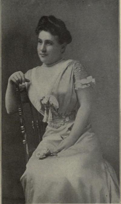 Photograph of Lillian Smith Knox