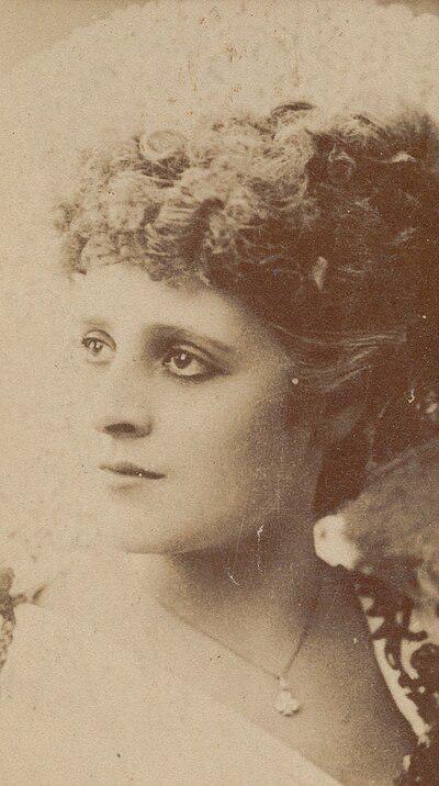 Photograph of Phyllis Broughton