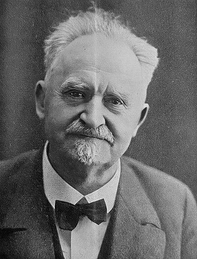 Photograph of Wilhelm Zoellner