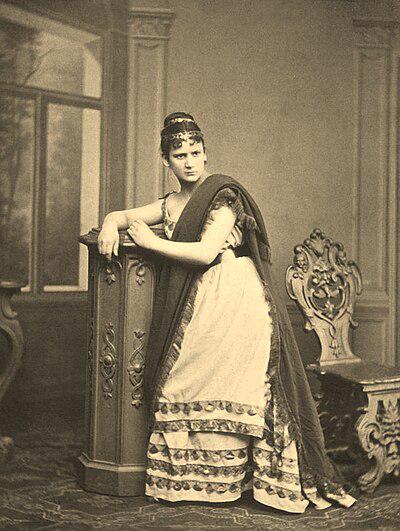Photograph of Ilona Kéler