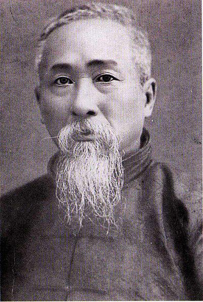 Photograph of Tan Renfeng