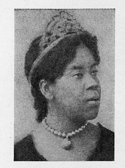 Photograph of Flora Batson
