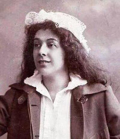 Photograph of Emma Delli