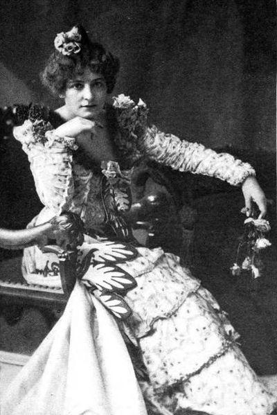 Photograph of Lillian Lawrence