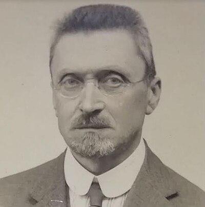 Photograph of Luigi Schiaparelli