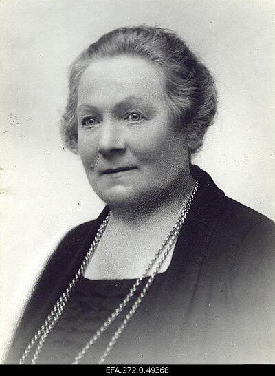 Photograph of Mari Raamot