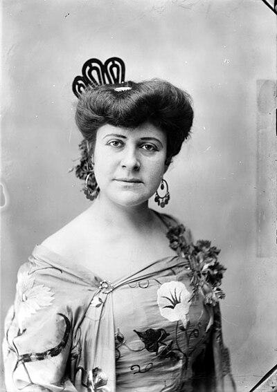 Photograph of Maria Verger