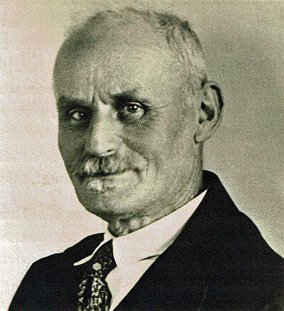 Photograph of Karel Lateur