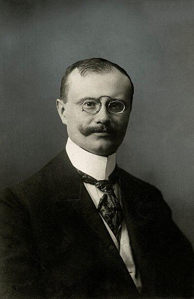 Photograph of Teun Struycken