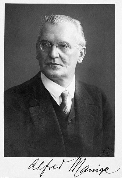 Photograph of Alfred Manigk