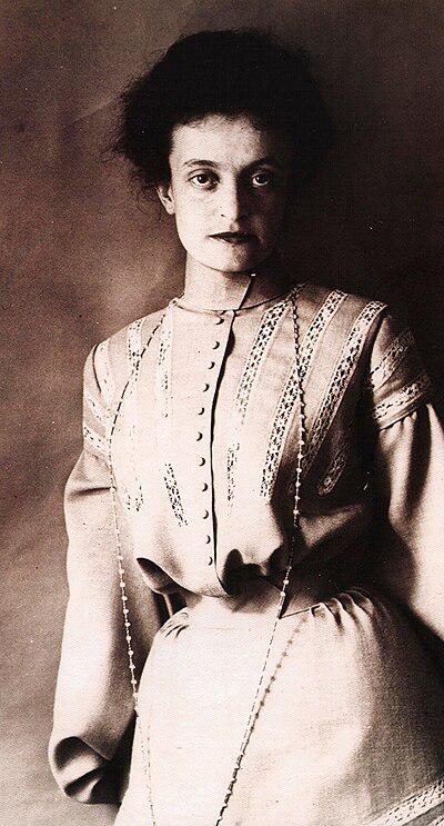 Photograph of Olena Kulchytska