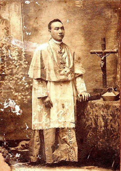 Photograph of Alfredo Versoza
