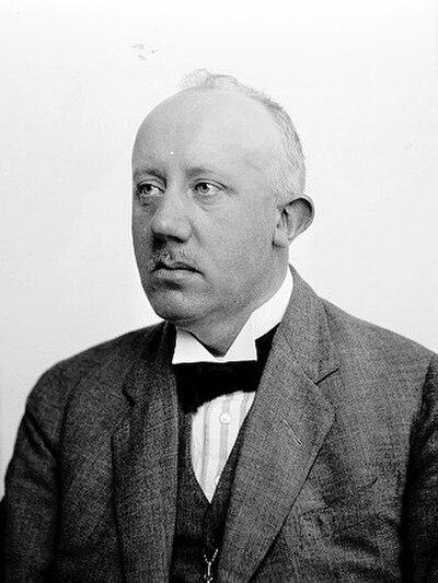Photograph of Einar Hustad