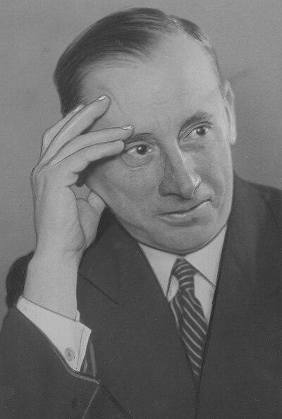 Photograph of Mieczysław Dowmunt