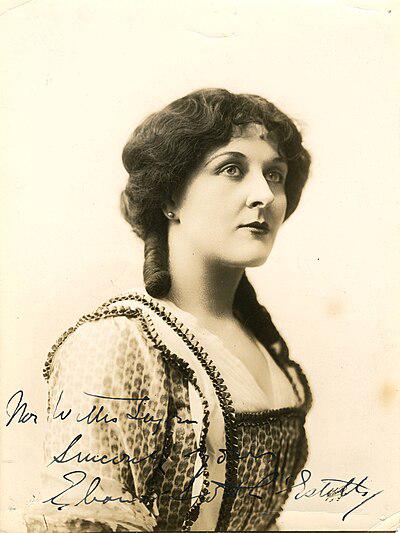 Photograph of Eleanor Scott L'Estelle