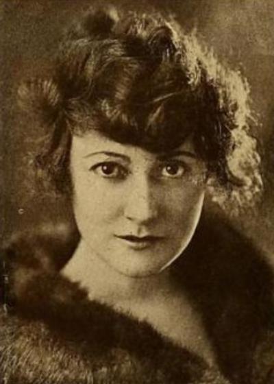 Photograph of Idelle Patterson