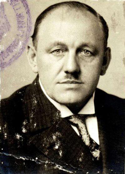 Photograph of Friedrich Graf