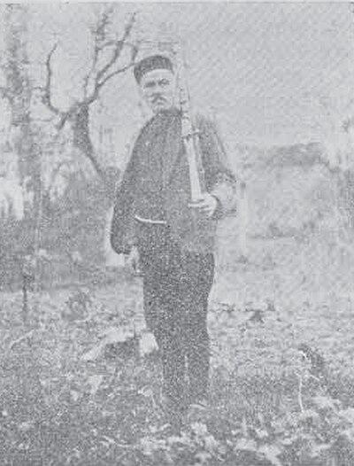 Photograph of Lambe Arnaudov
