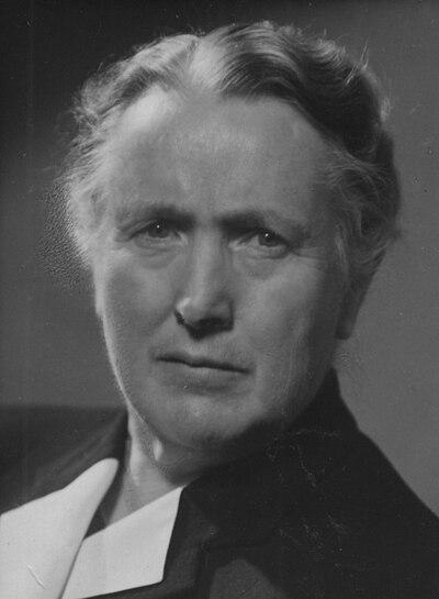 Photograph of Else Züblin-Spiller