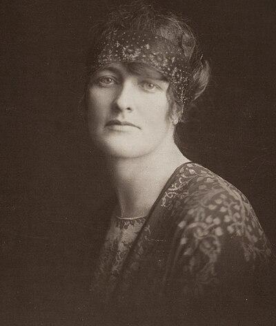 Photograph of Rose Lindsay