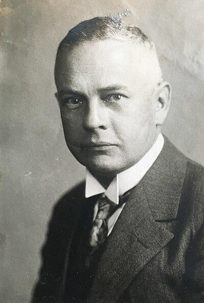 Photograph of Wolfgang La Baume