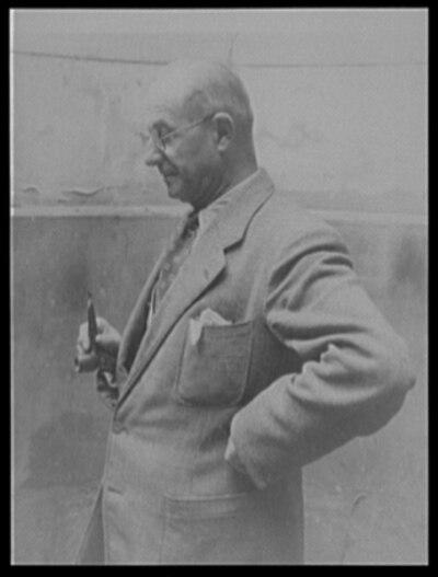 Photograph of Élie Lascaux