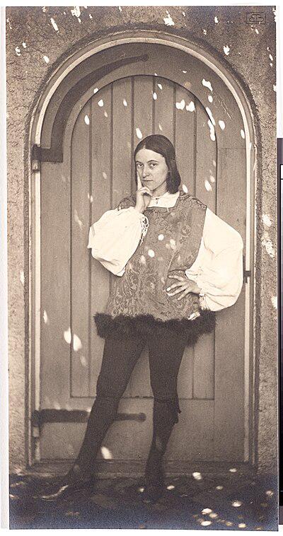 Photograph of Edith Emerson