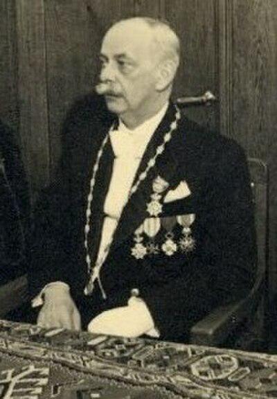 Photograph of Frans Damen