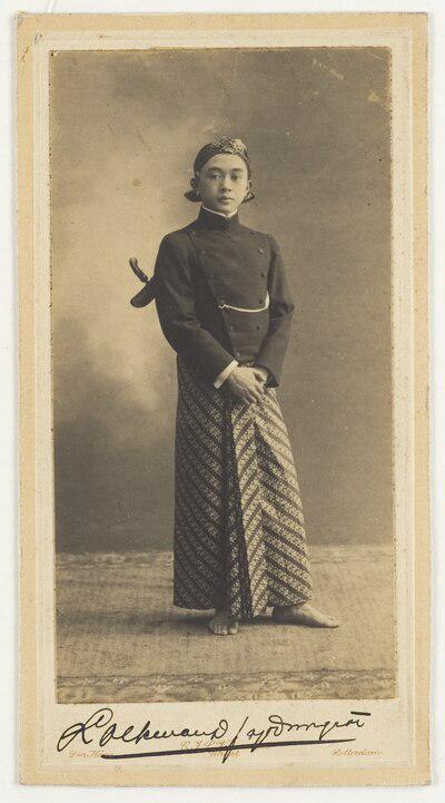 Photograph of Loekman Djajadiningrat