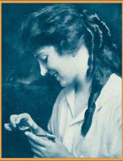 Photograph of Helen Holmes