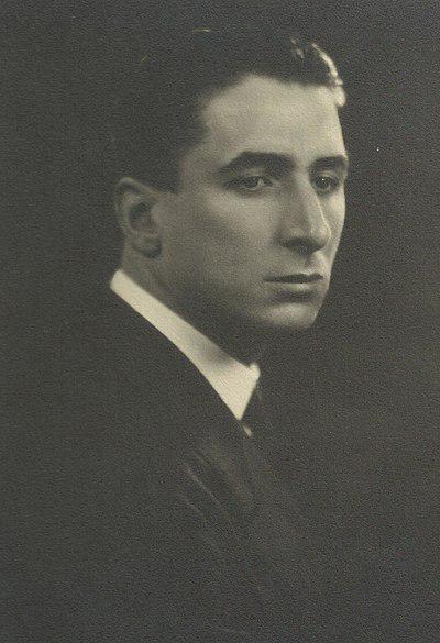 Photograph of Amos Nattini
