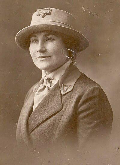 Photograph of Atalie Unkalunt