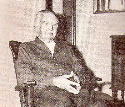Photograph of Nimio de Anquín