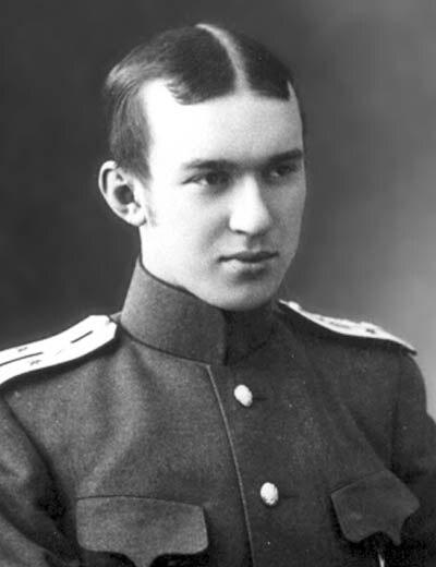 Photograph of Dmitry Dmitrievich Maksutov