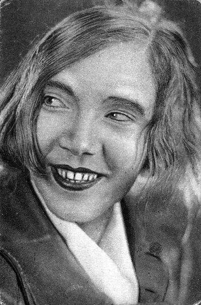Photograph of Aleksandra Khokhlova
